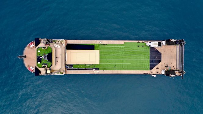 146 m lange OK-Explorer-Yacht mit Tennisplatz © Karmarine Shipyard