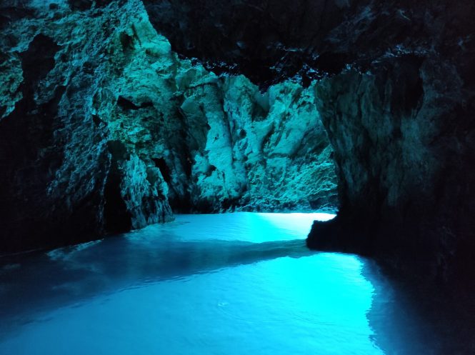 Blaue Grotte