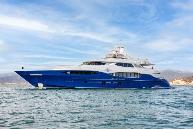 Luxus-Charteryacht HATT MILL